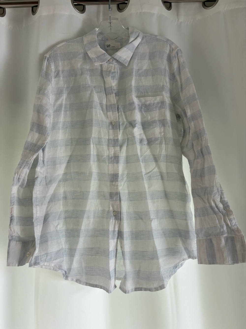 GAP Women’s Light Blue and White Striped Button-Up Linen Shirt